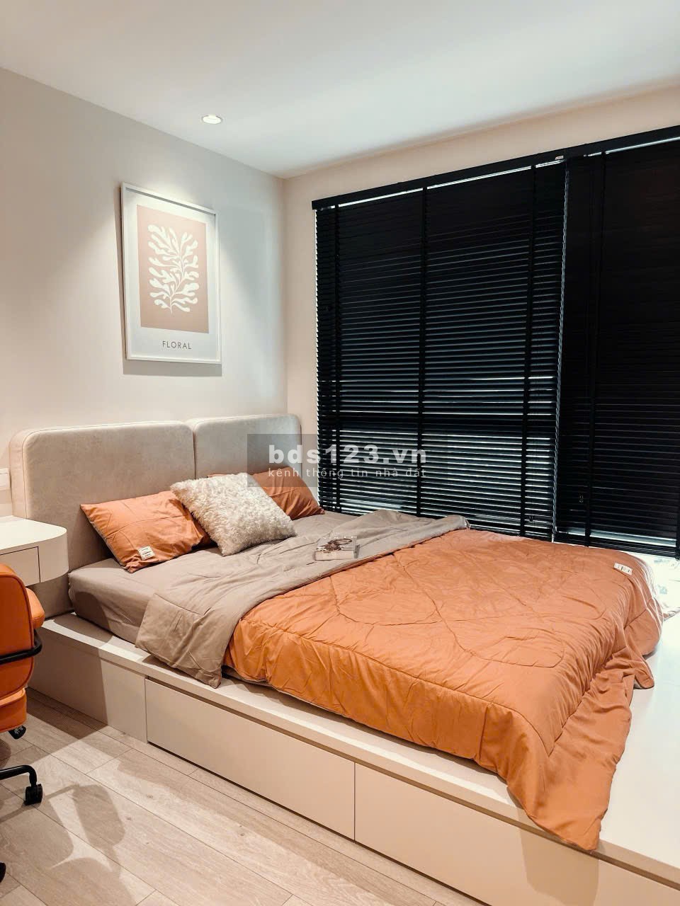Cần cho thuê 2PN Nguyễn Lương Bằng, nội thất cao cấp $1200, free PQL. LH 0916 03 00 13