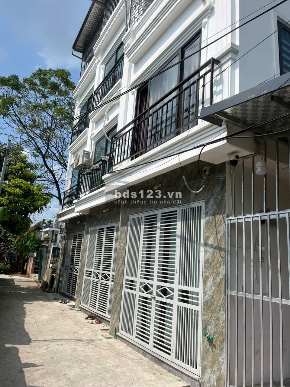Nhà 30m2 Tây Mỗ, Hà Nội nhìn ra Vin, cách Vinmec 1km, cách Vincom 1km, Cách AEon 2km chỉ từ 4 Tỷ