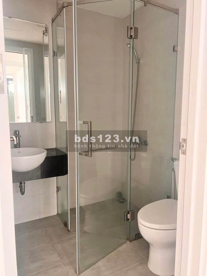 Chung cư Central Plaza, Phạm Văn Hai, P3, Tân Bình: 90m2, 3p ngủ, 2wc, 16tr