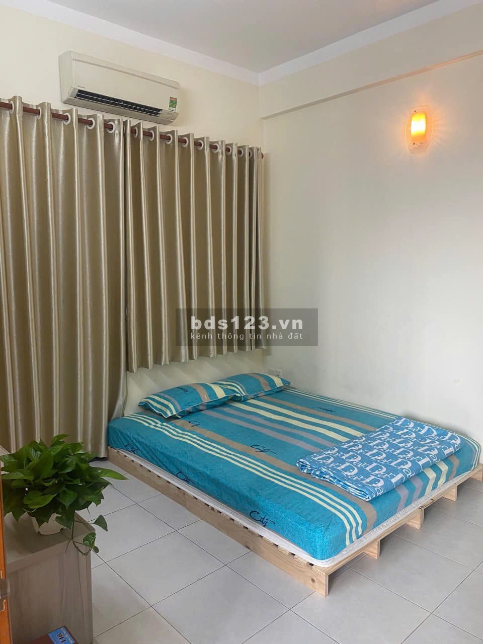 Chung cư 590, CMT8, P11, Quận 3: Rộng 97m2, 3p ngủ, 2wc, NTCB, 16tr