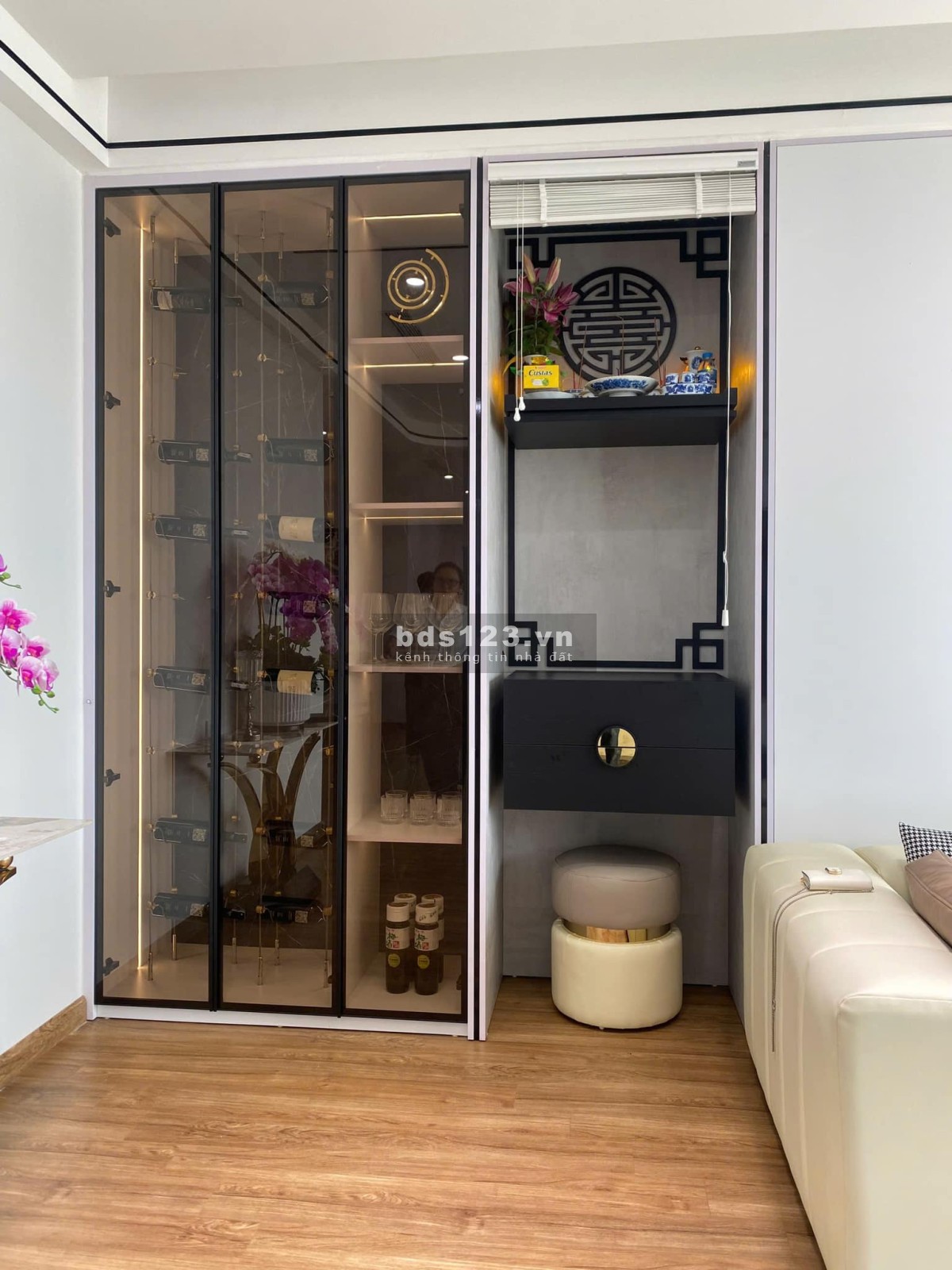 Chính Chủ Bán Gấp Căn Hộ 2PN Tại Iris Garden, 61m2, View SVĐ Mỹ Đình, Giá 4.2 Tỷ