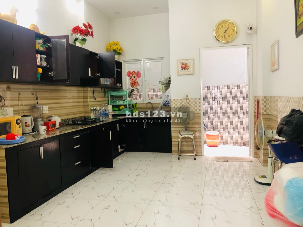 HẺM ÔTÔ DƯƠNG BÁ TRẠC, P2, Q8 - 72m2 3 TẦNG - 3PN(BỰ) - 4WC - HOÀN CÔNG ĐỦ - 9.9 tỷ