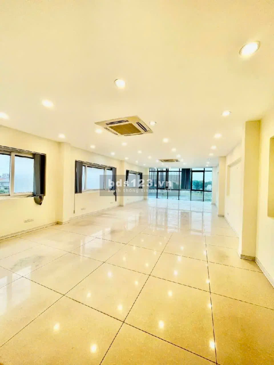 BÁN TOÀ VP MẶT PHỐ KIM NGƯU - VỈA HÈ RỘNG - VIEW SÔNG - DÒNG TIỀN 2TỶ/NĂM - 190M - 9 TẦNG - HƠN 60TỶ