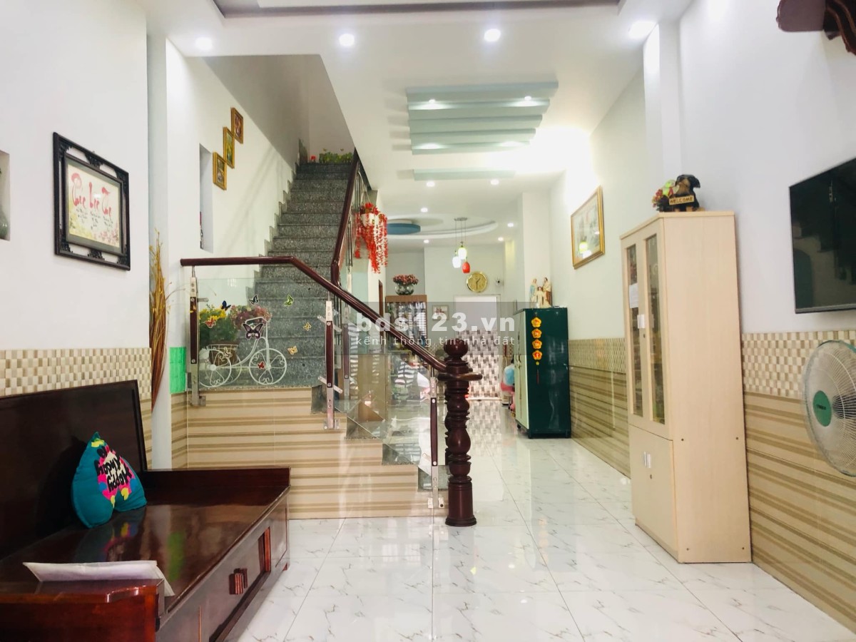 HẺM ÔTÔ DƯƠNG BÁ TRẠC, P2, Q8 - 72m2 3 TẦNG - 3PN(BỰ) - 4WC - HOÀN CÔNG ĐỦ - 9.9 tỷ