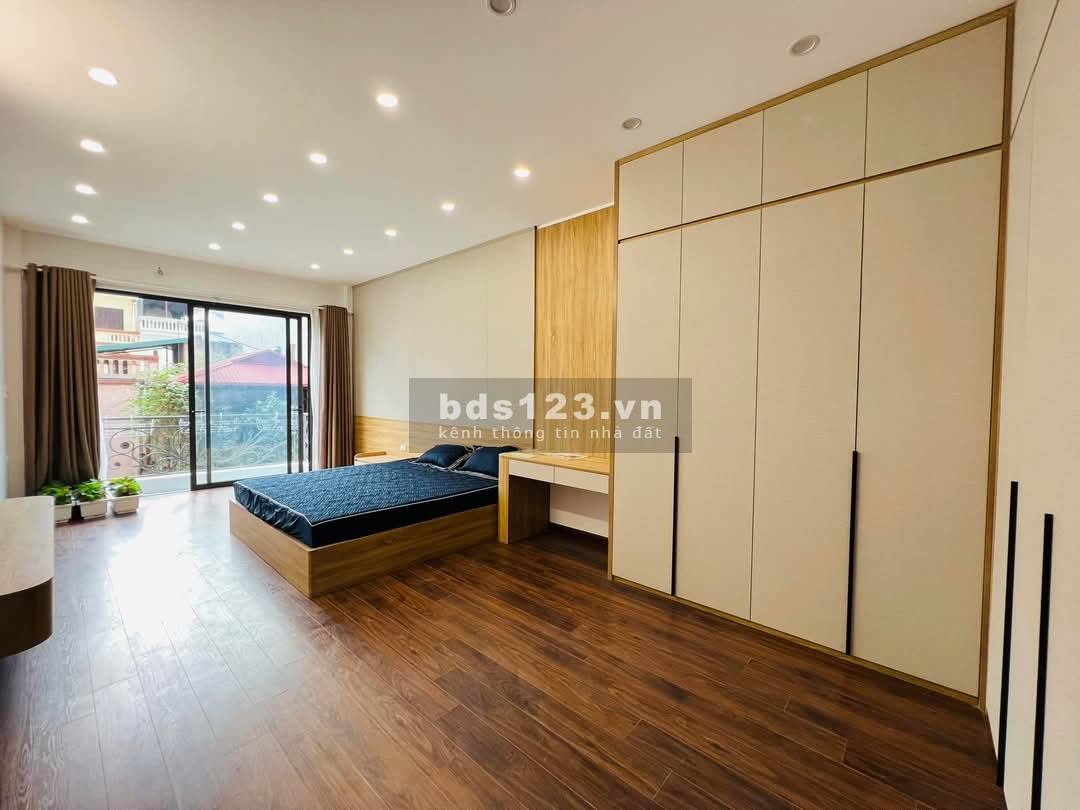 BÁN NHÀ CẦU GIẤY 60M2 - 5 TẦNG - MT 4M - GIÁ CHÀO 13,5 TỶ - GIÁ THƯƠNG LƯỢNG TỐT