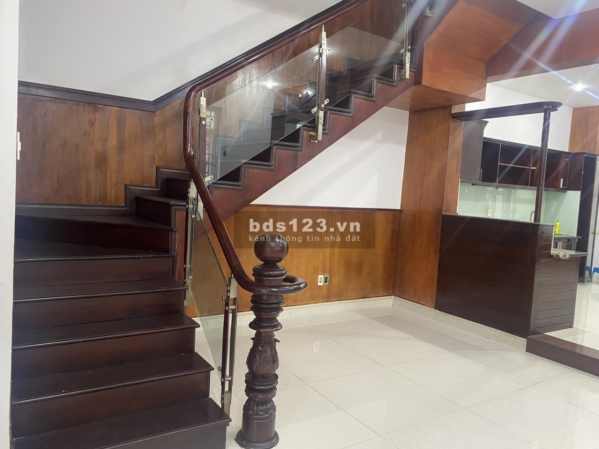 Biệt thự 2 mặt tiền 1 trệt 3 lầu KDC Gia Hòa Phước Long B quận 9 19tỷ/188m2.