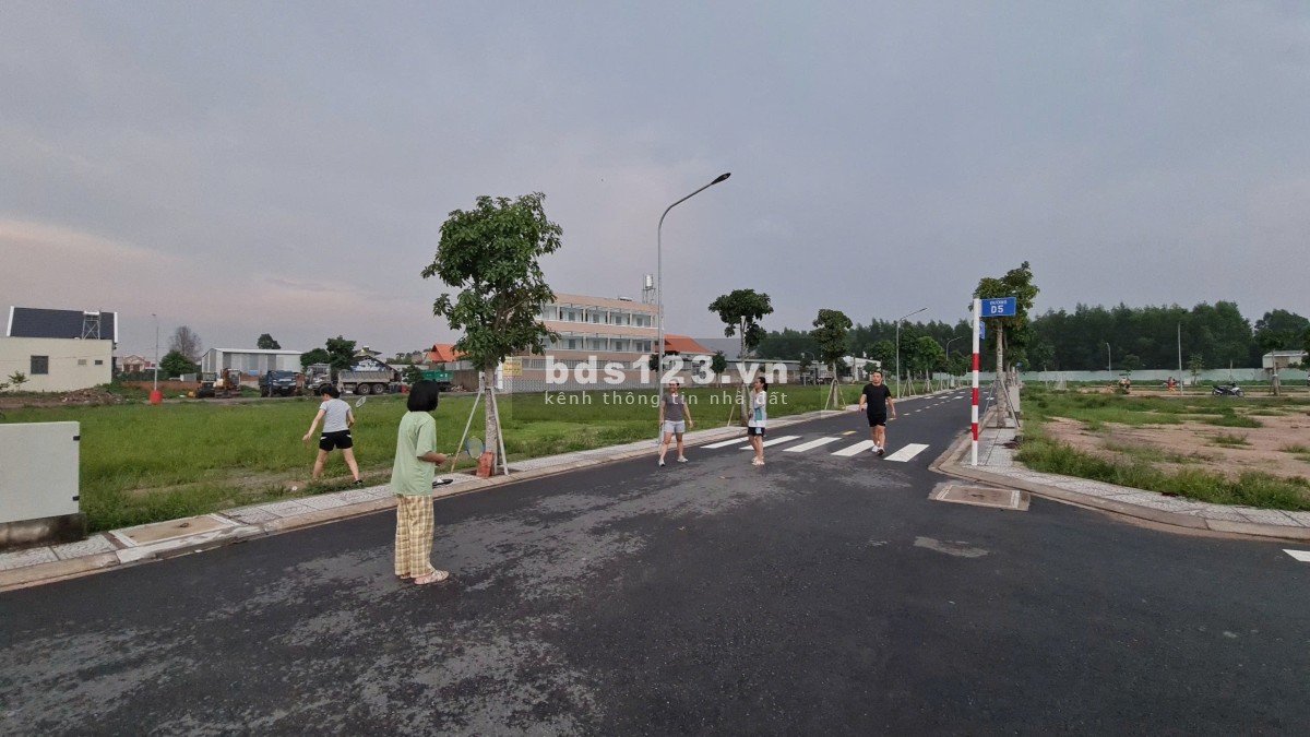 Đất nền sân bay Long Thành, sổ riềng tưng nền, giá 1,55 tỷ