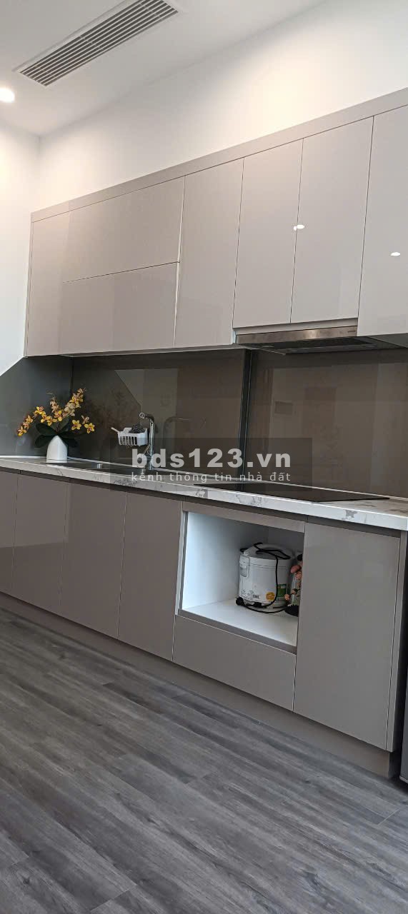 Cần bán căn 1+ view thoáng giá tốt, nội thất còn mới 90%