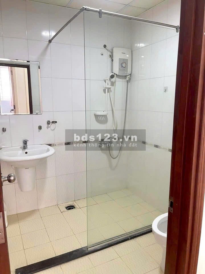 chung cư Screc Tower, Trường Sa, p12, Quận 3: 97m2, 3p ngủ, 2wc, 16tr