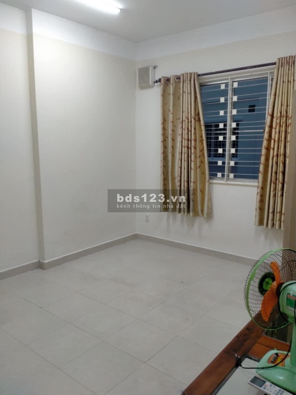 Chung cư Central Plaza, Phạm Văn Hai, Tân Bình 90m2 3p ngủ, 2wc, 15tr5