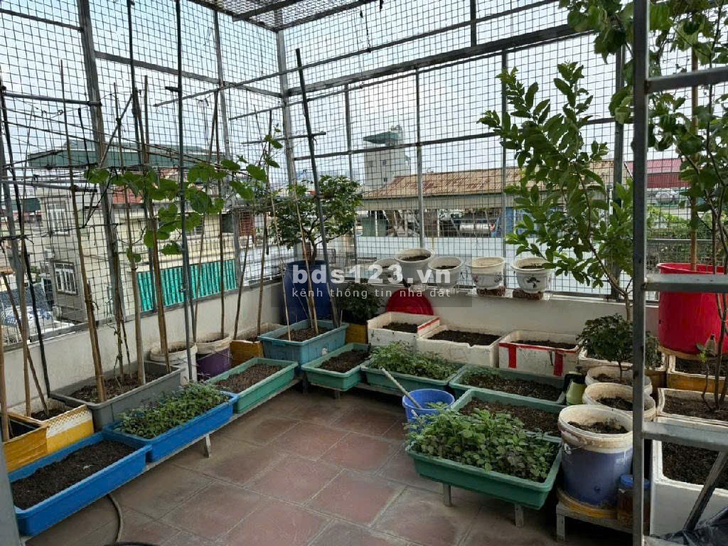 Trần Hòa, 52m2, 5 tầng, nhiều ngủ, cách phố 30m, ô tô đỗ cửa, chỉ 8.8 tỷ