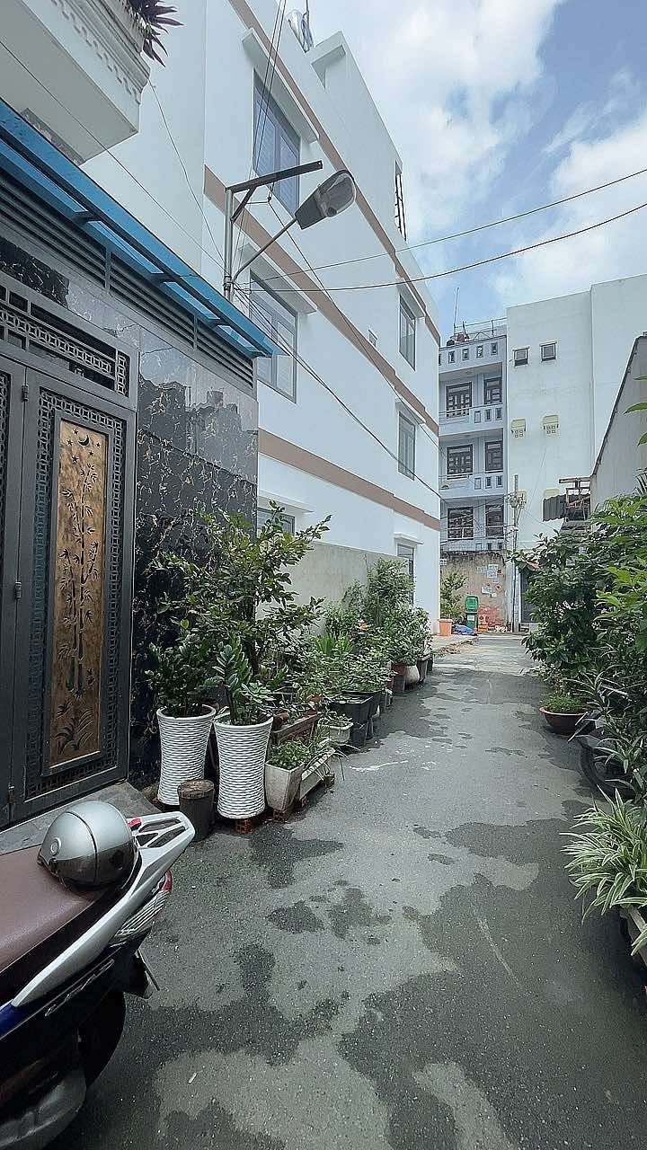 Siêu Phẩm 5 tầng chỉ 6,7 tỷ, !68m2!Nhà đẹp, Phan Huy Ích, Gò Vấp, SHR, Chủ Ngộp Bank Nặng