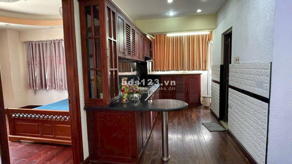 Gia đình cần bán CH Đất Phương Nam 141.9m2, 3pn, 2wc, căn góc, Sh lâu dài. Giá thật: 5.5 tỷ còn TL
