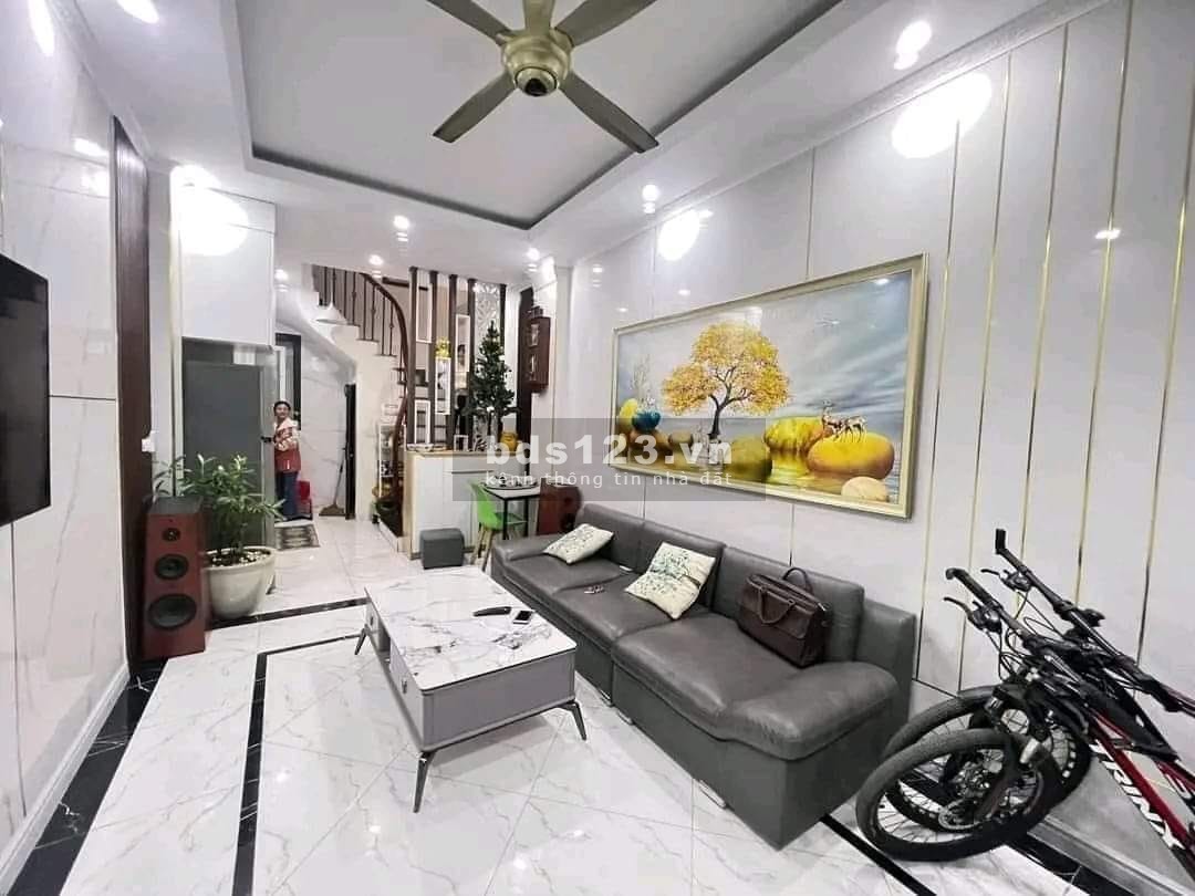 Trương Định, Lô góc, ô tô, 35m2, 5 tầng, gần chợ, kinh doannh, chỉ 8 tỷ.