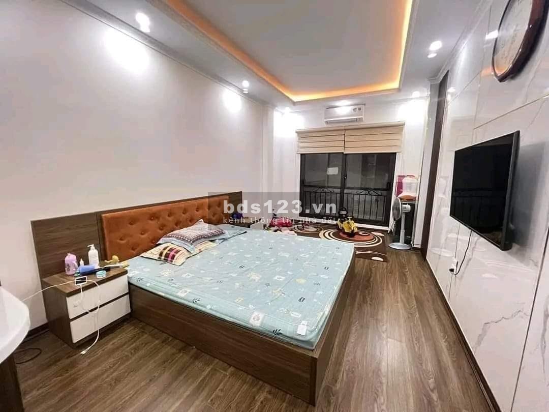 Trương Định, Lô góc, ô tô, 35m2, 5 tầng, gần chợ, kinh doannh, chỉ 8 tỷ.