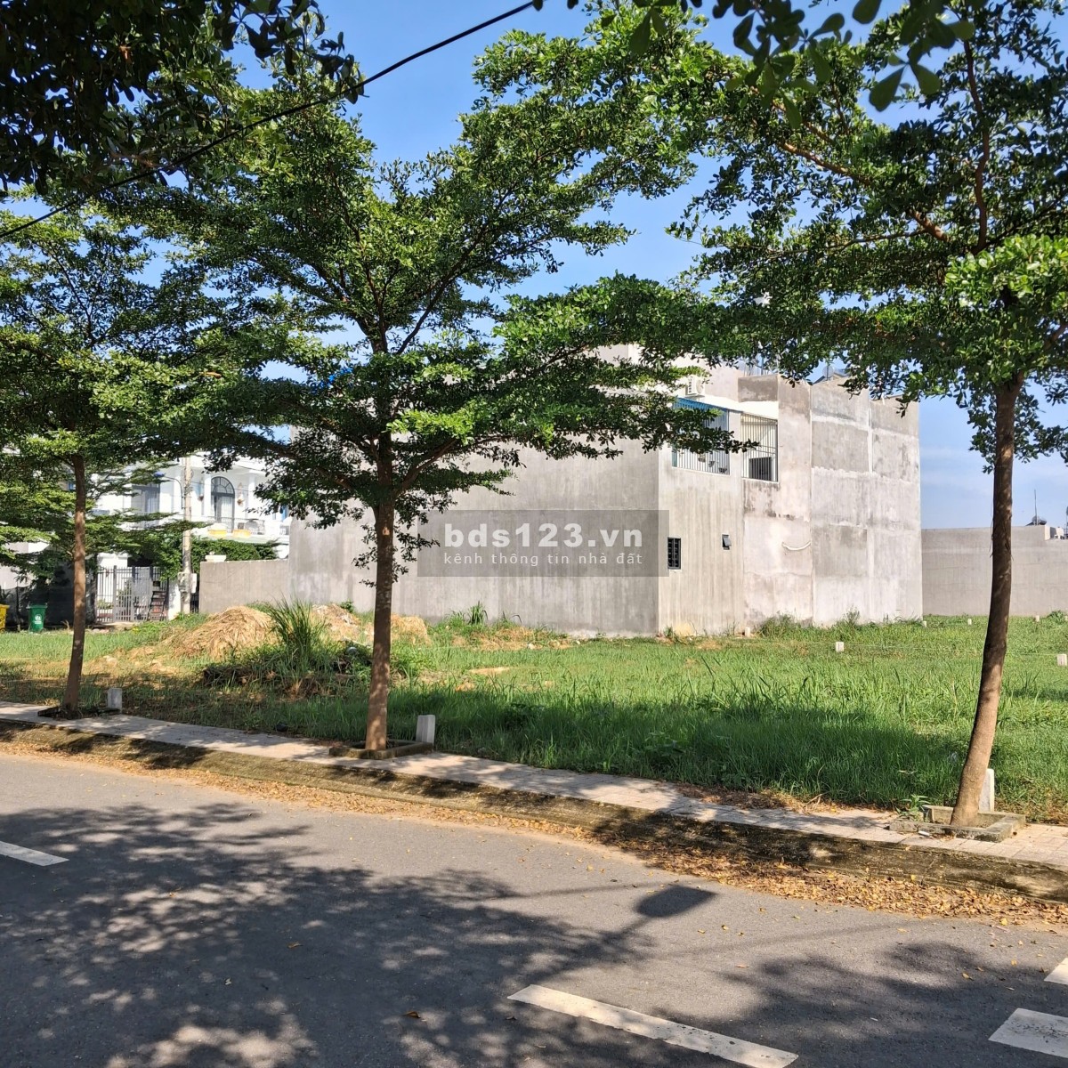 Đất nền ngay bờ kè bửu long nối dài Đường Huỳnh Văn Nghệ