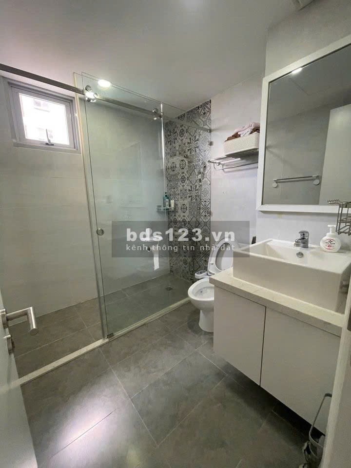 Chung cư Ruby, p15, Tân BÌnh: 97m2, 2p ngủ, 2wc, Căn góc, 11.5tr/th