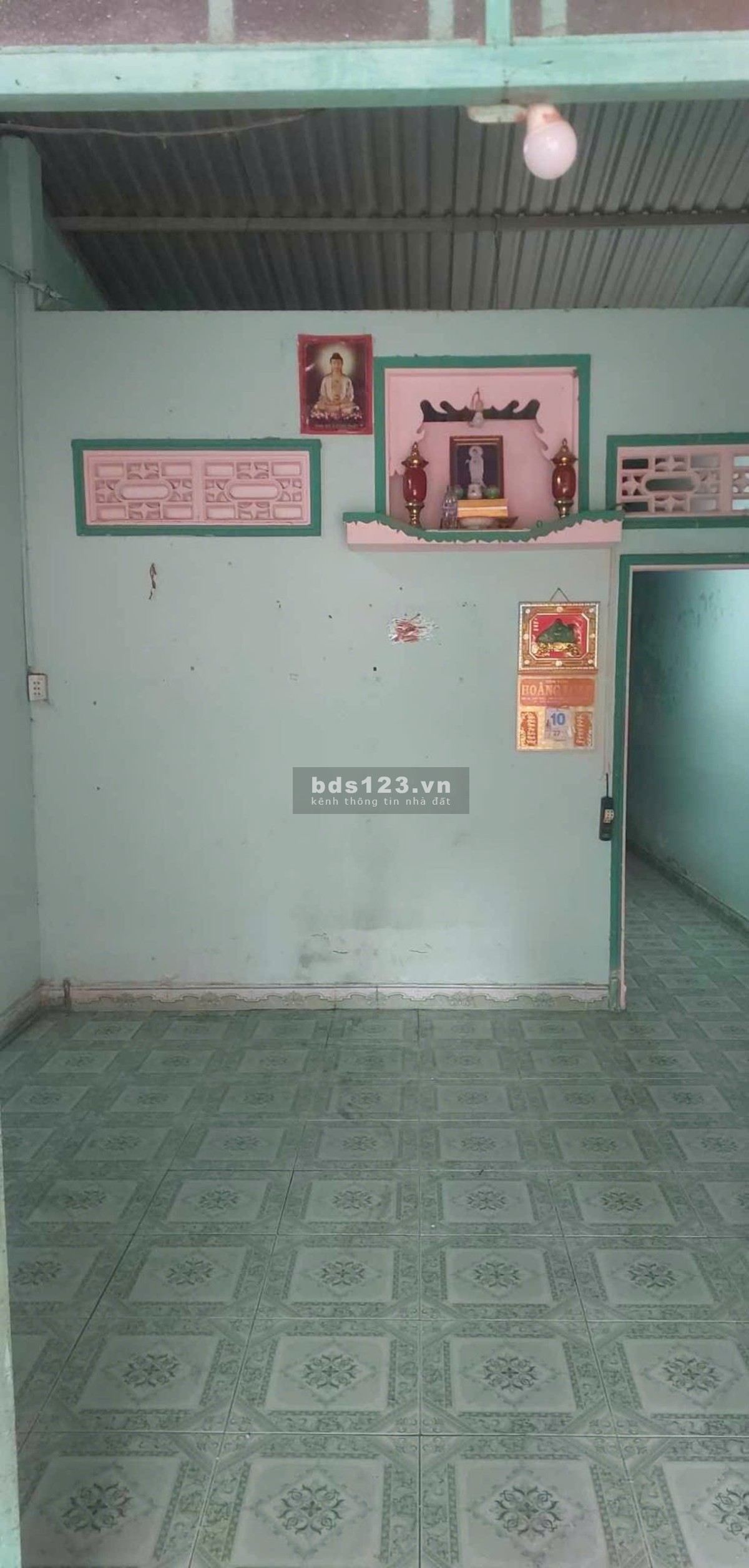 Chính chủ cần bán nhà cấp 4, giấy tờ sổ đỏ công chứng vi bằng, 108m2, giá 900 triệu