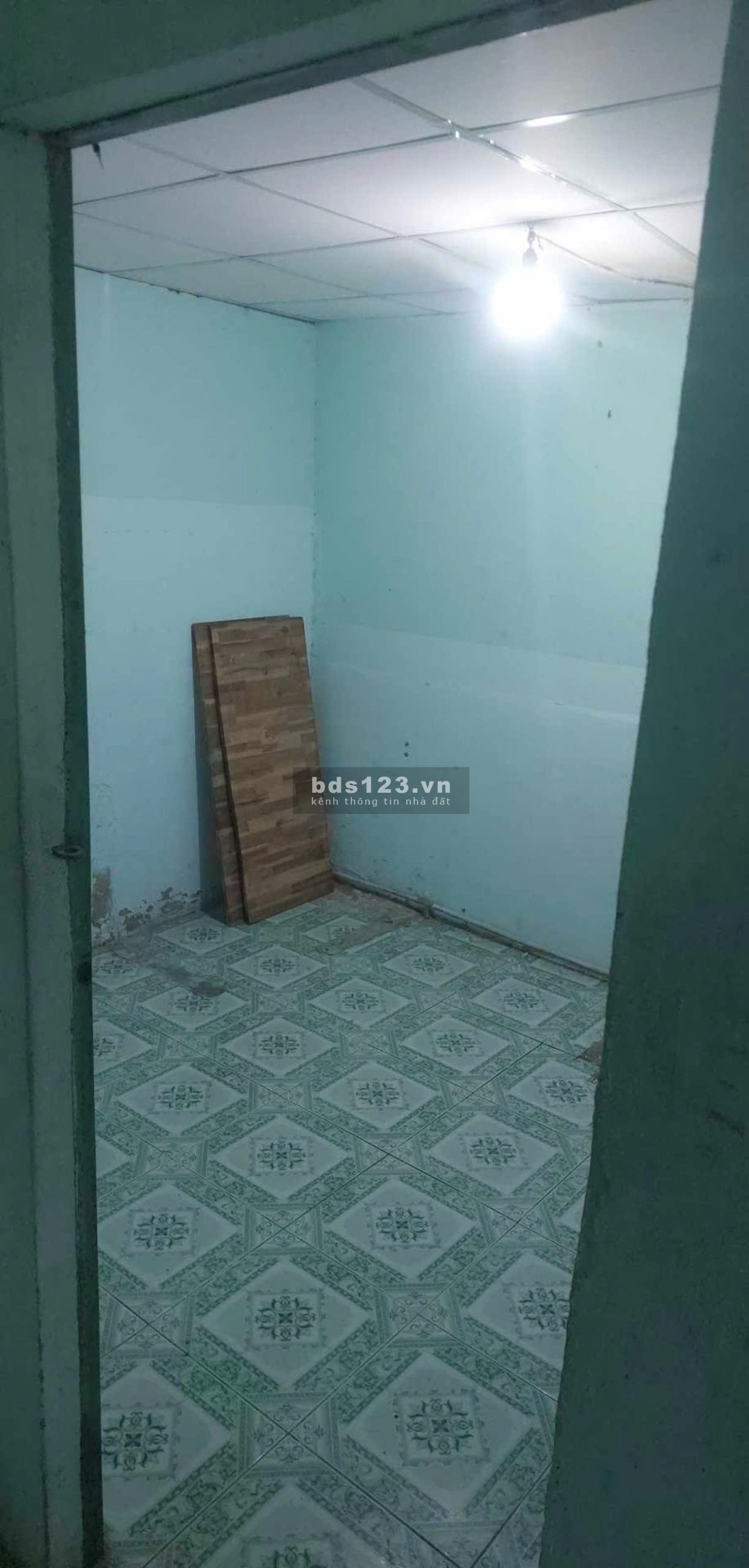 Chính chủ cần bán nhà cấp 4, giấy tờ sổ đỏ công chứng vi bằng, 108m2, giá 900 triệu