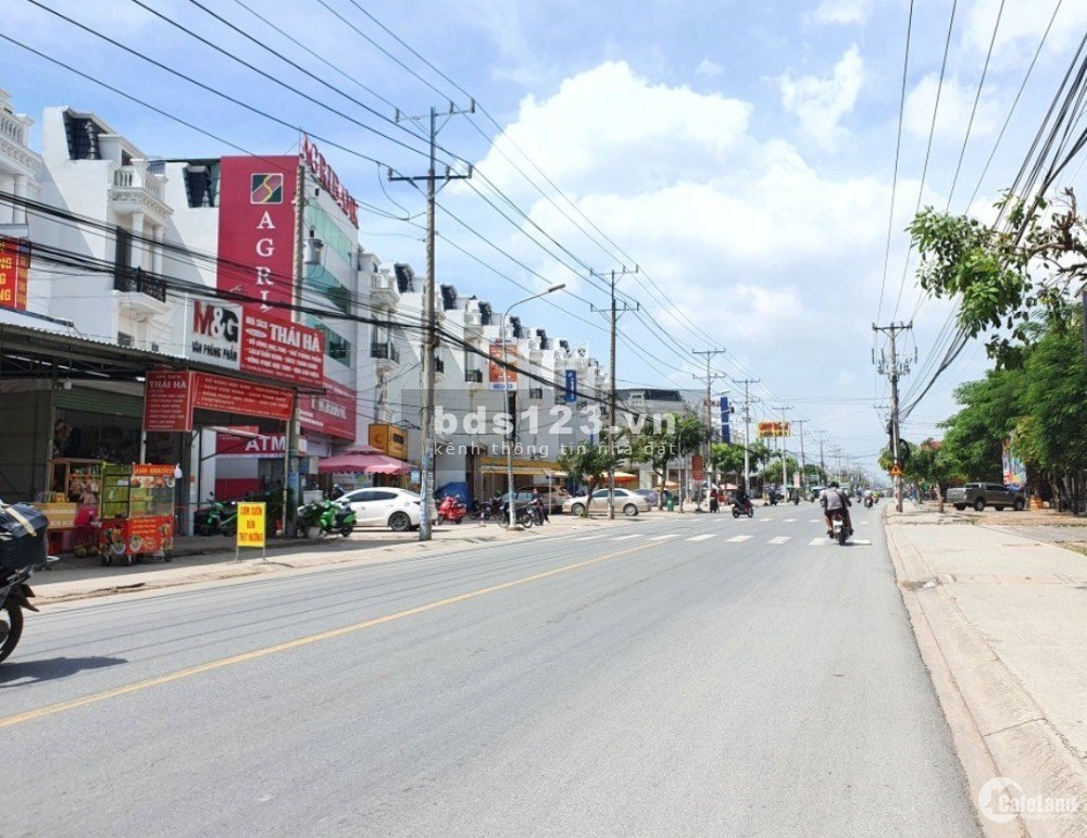 Cần Tiền Ra Gấp Lô Thổ Cư 80m2 Sổ Riêng Ngay Cổng Sân Bay Long Thành. Giá 699 triệu sang sổ