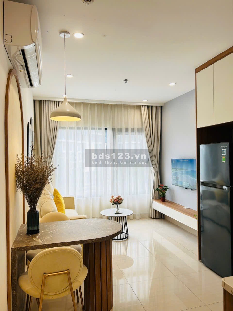Bán nhanh 1PN1K 34m full đồ Đông Nam 2.5 tỷ Vinhomes Smart City