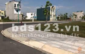 Bán nhanh lô thương mại 171 m2 thổ cư ngay cổng khu logistic sân bay Long Thành
