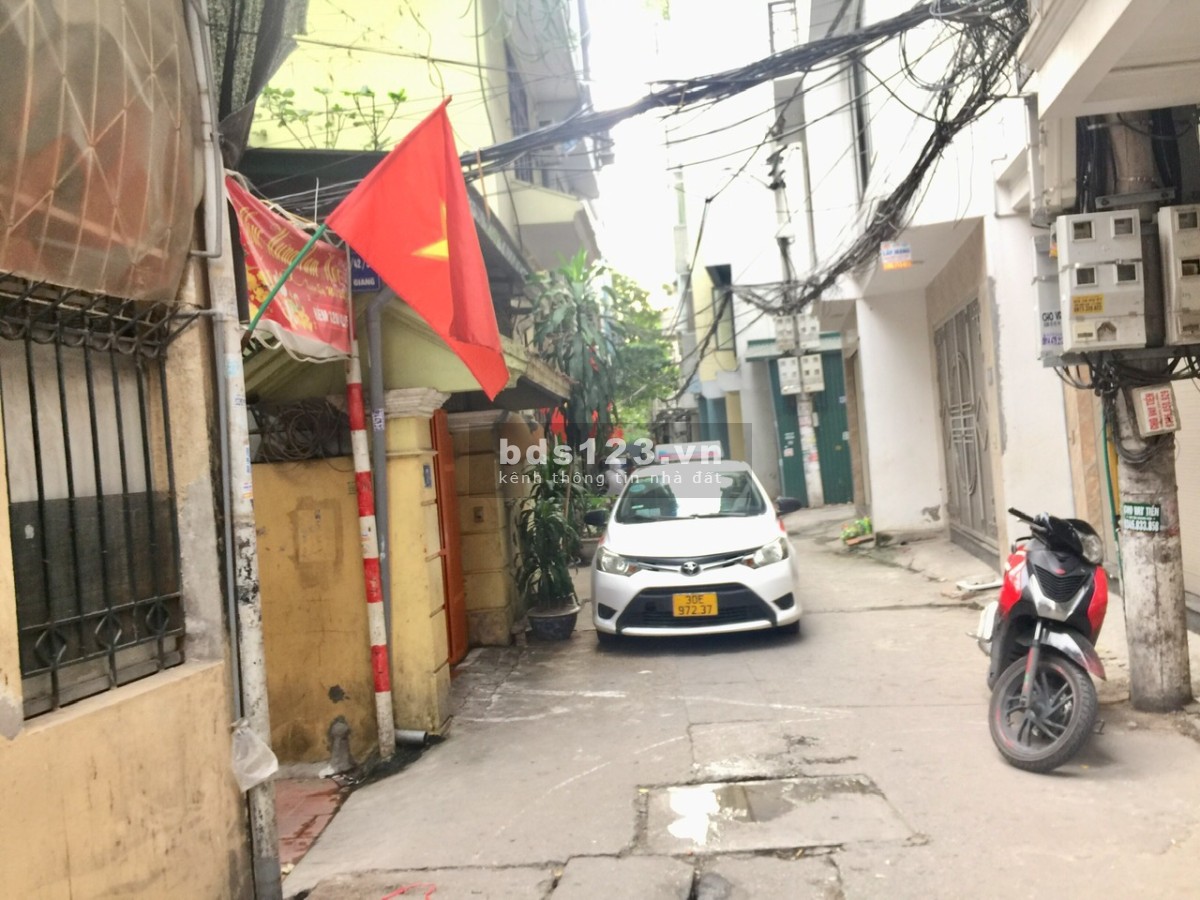 Bán nhà Khương Đình, 45m2, 5 tầng, ngõ ô tô đậu, chỉ 10.2 tỷ