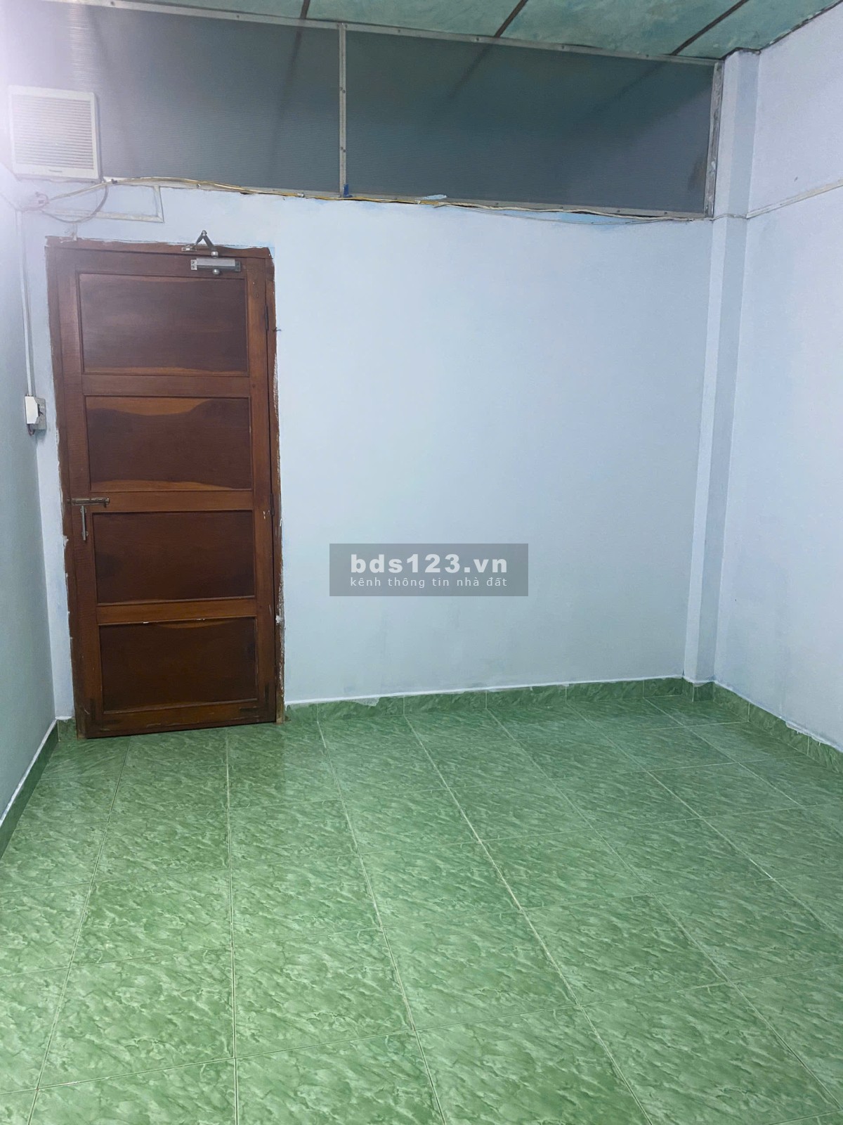 Phòng trọ đối diện CVPM Quang Trung (Chỉ cho NỮ sinh viên học và làm việc)