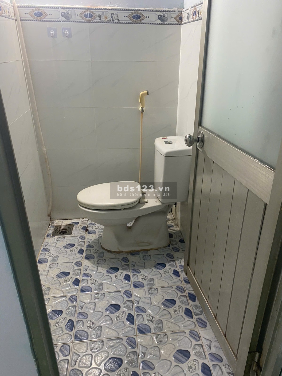Phòng trọ đối diện CVPM Quang Trung (Chỉ cho NỮ sinh viên học và làm việc)