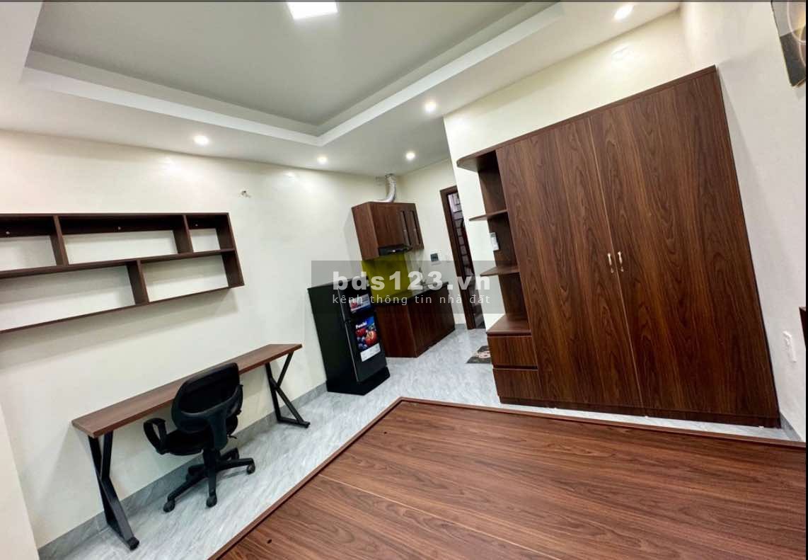 BÁN NHÀ TỪ LIÊM - 3 BƯỚC RA PHỐ - NGÕ TO VÀ ĐẸP - NHÀ LONG LANH - CHỦ THIỆN TÌNH