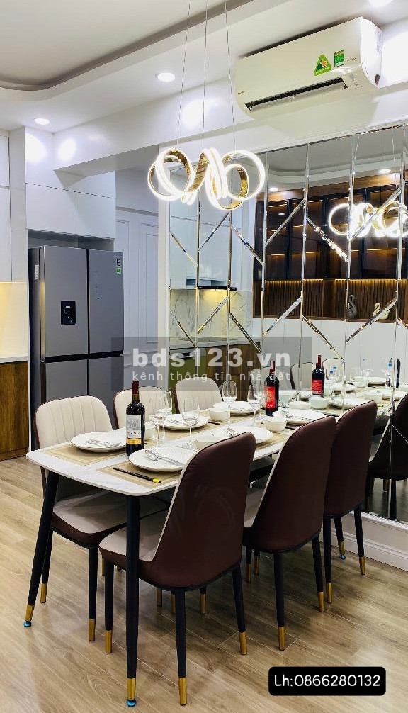 Bán chung cư Mỹ Đình 107m2, mặt tiền 8m, giá chỉ hơn 5 tỷ