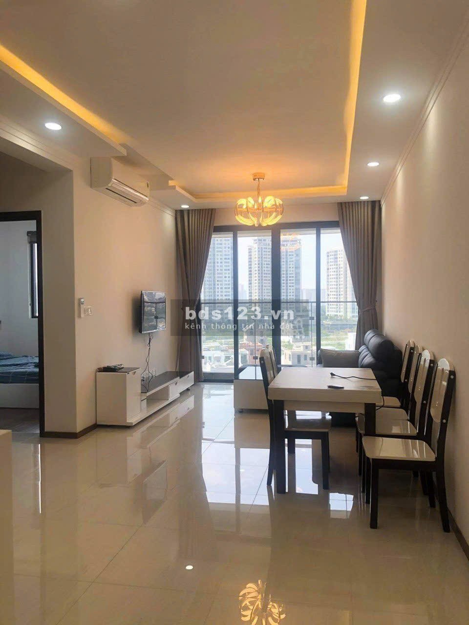 Căn góc 2pn cần bán tại One Verandah, view sông SG giá siêu mềm 6.65 tỷ (bao hết)