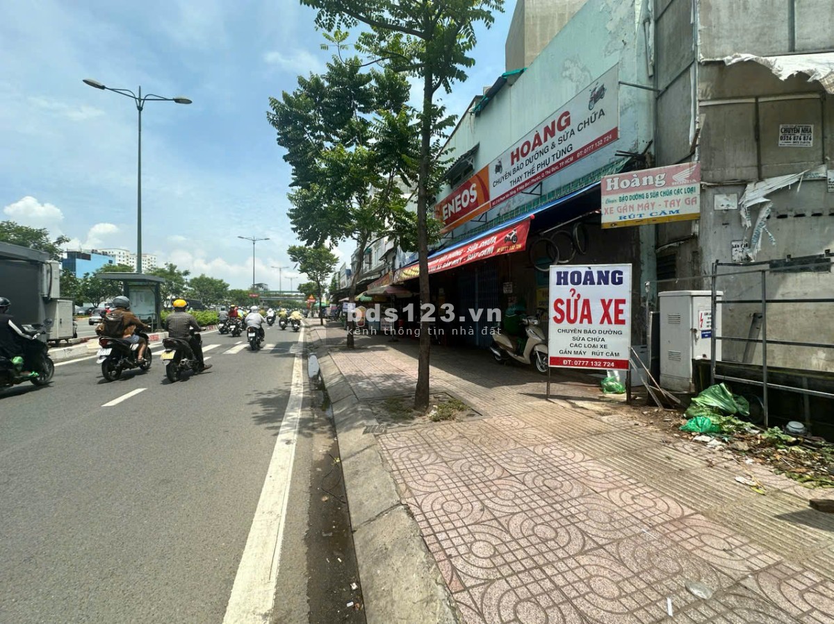 Nhà 2 mặt tiền Phạm Văn Đồng, Hiệp Bình Chánh, Thủ Đức 17.5tỷ/96m2
