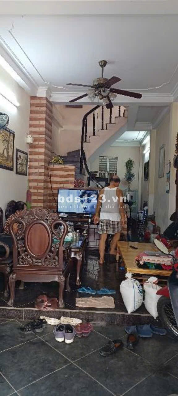 Bán Đất tặng nhà : Nhà mặt Phố Hoàng Tăng Bí 45M : giá 5 tỷ200