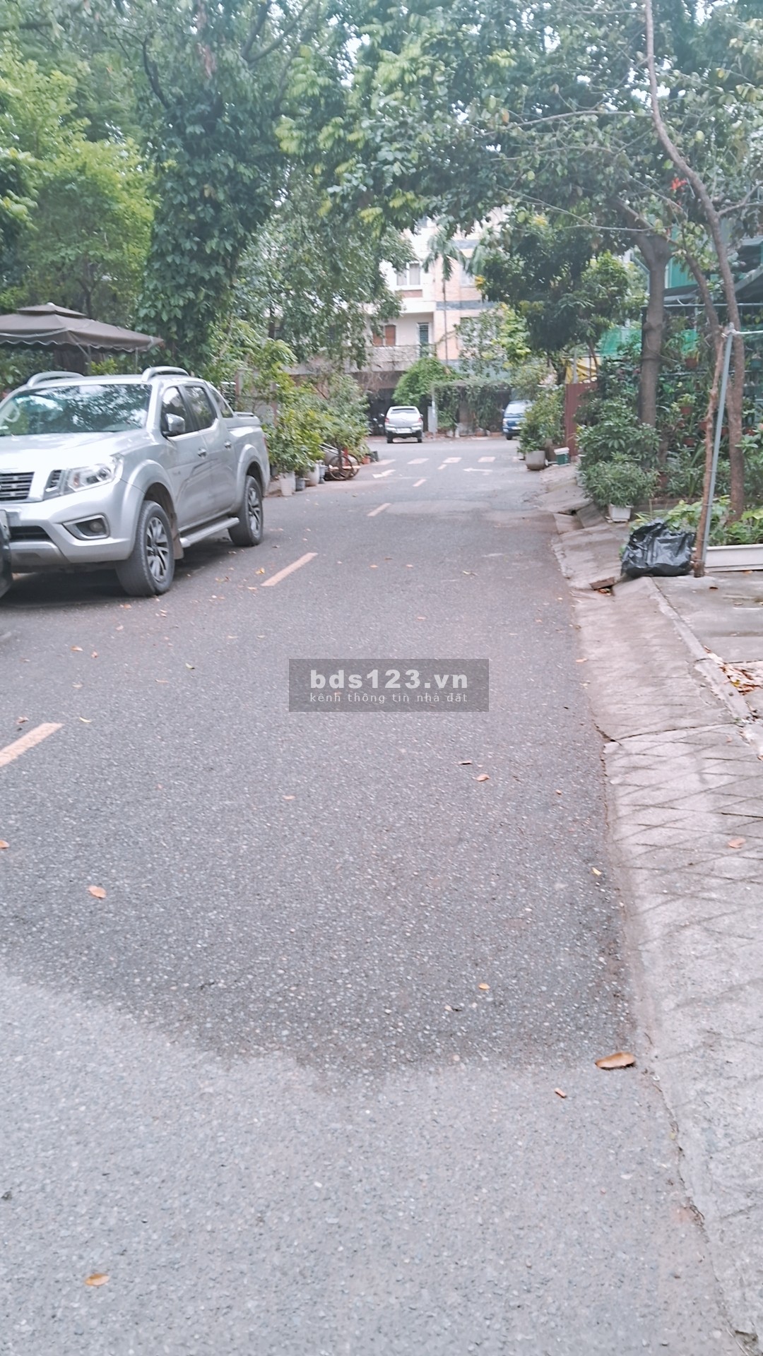 Bán nhà Miêu Nha ngõ rộng thênh thang chợ làng sát vách 5,5 tỷ