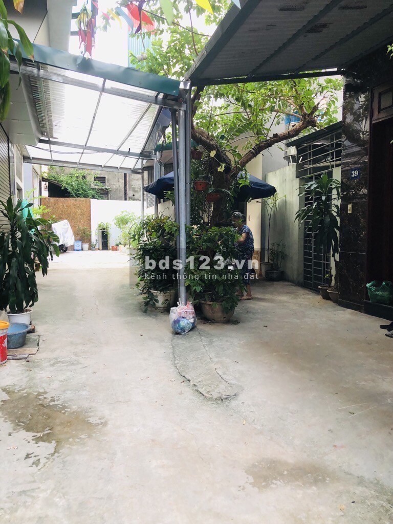 Bán gấp nhà đẹp lung linh 5 tầng tại trung tâm Thanh trì, HN, giá 5,89 tỷ