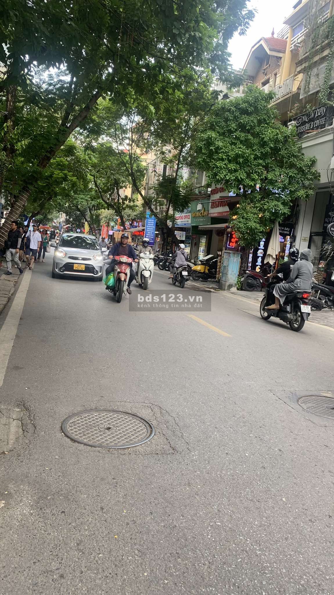 BÁN NHÀ HOÀ BÌNH 7 MINH KHAI 5 TẦNG GIÁ 6.5 FULL NỘI THẤT