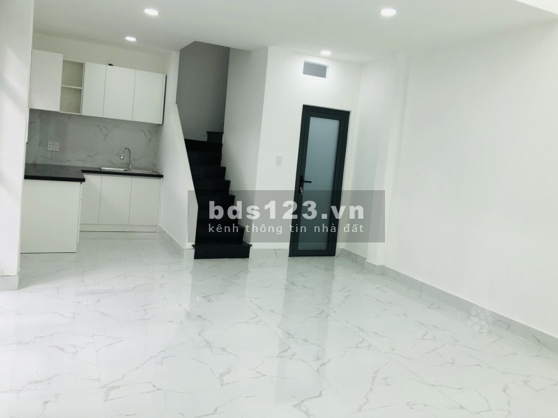 33m2 - Hẻm xe hơi thông - Gò Vấp - 2.x tỏi