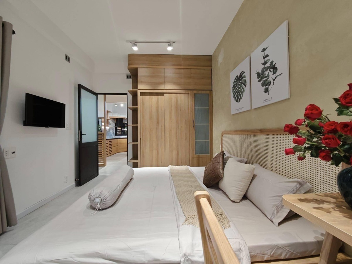 Bán nhà phường 13 Tân Bình, góc 2MT đường Văn Chung (5*25) 100tr/m2