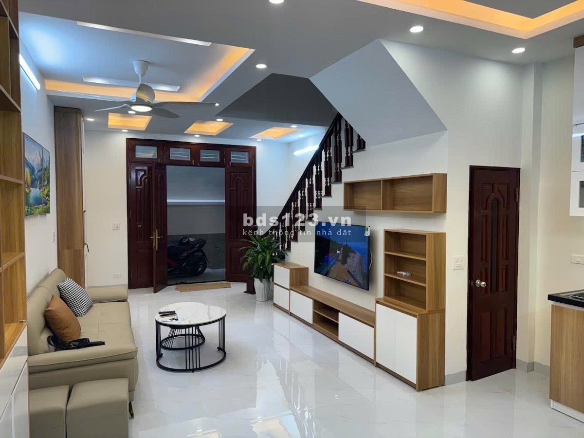 BÁN NHÀ MỸ ĐÌNH - NAM TỪ LIÊM - HÀ NỘI. CẠNH ĐƯỜNG NGUYỄN HOÀNG