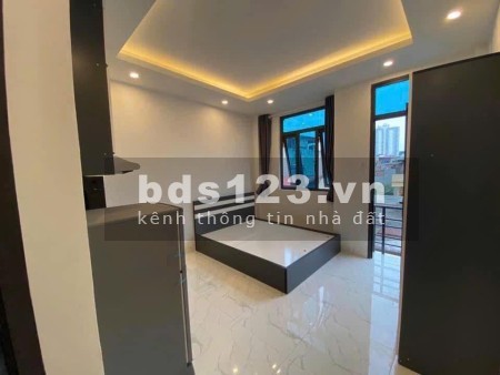 BÁN NHÀ CCMN TRUNG KÍNH 40M2 x 5 tầng mặt tiền 3.5 - 8.x ty nhỏ