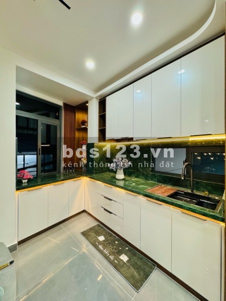 SIÊU PHẨM - NỘI THẤT XỊN - HXH - SÁT PHAN XÍCH LONG - LÔ GÓC - 3PN - 39M2 - 8.3 TỶ
