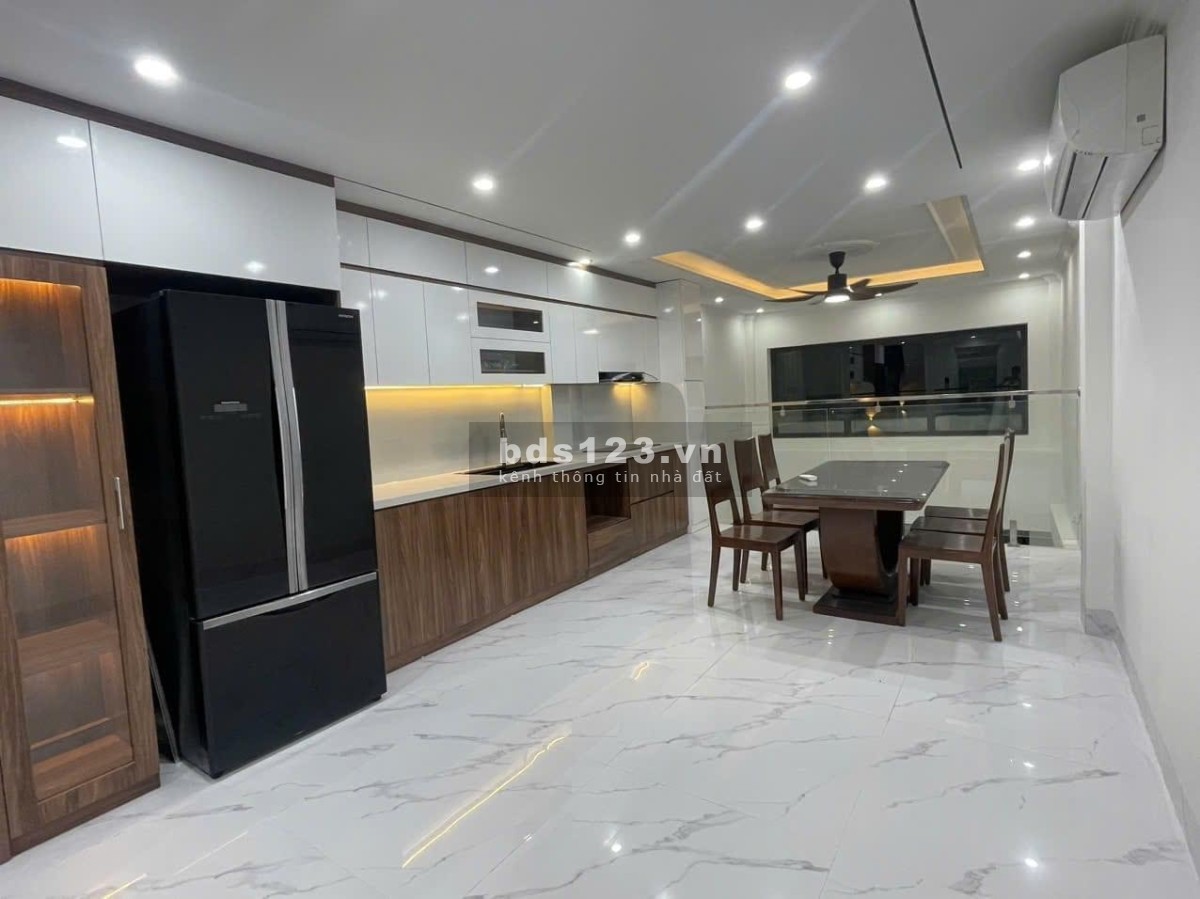 BÁN NHÀ NGỌC THỤY ĐEP LUNG LINH - THANG MÁY - 6 TẦNG DIỆN TÍCH 50M - GIÁ CỰC MỀM 9,15tỷ