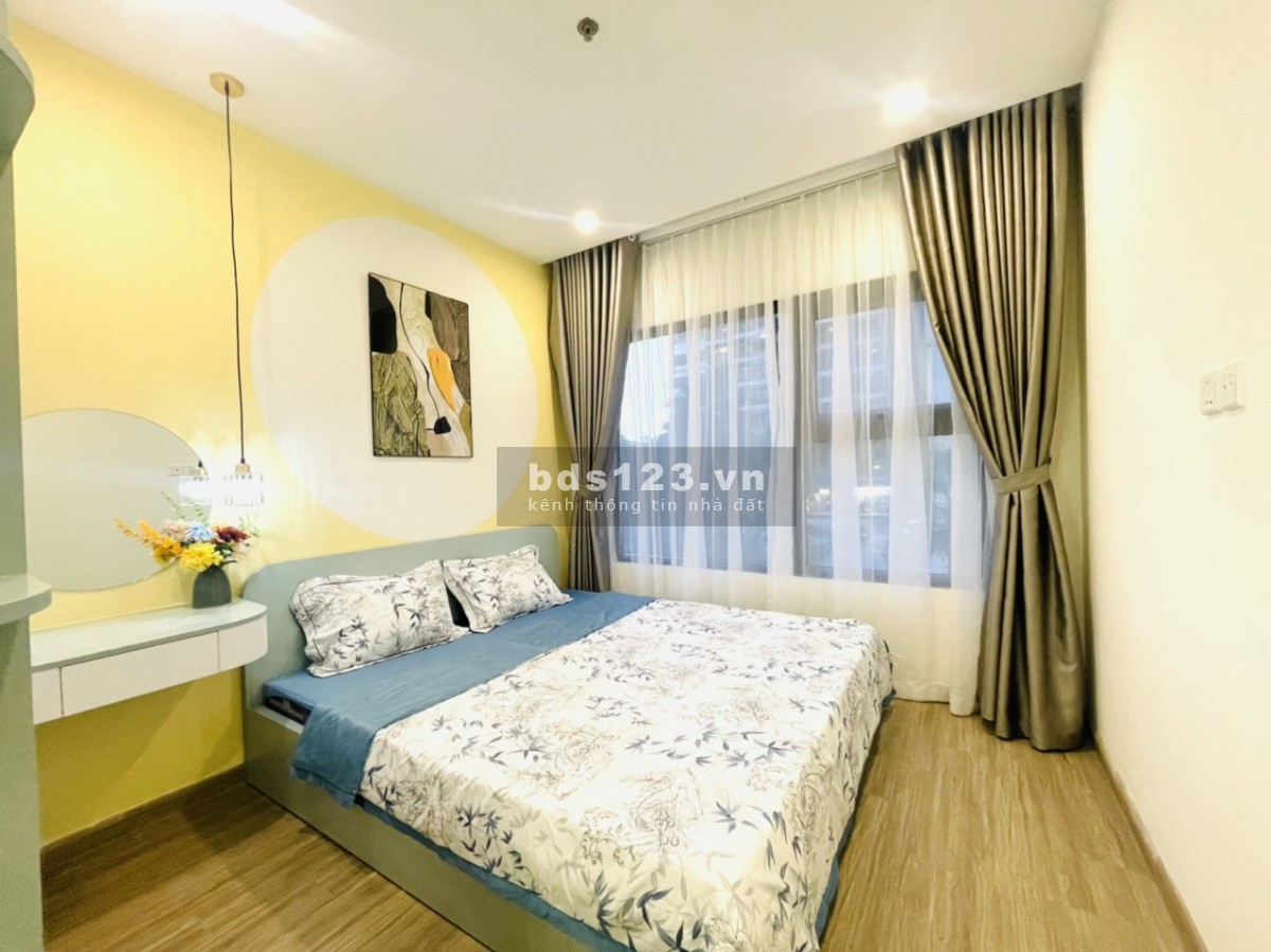 Cần tiền nên bán căn 2N 1VS tầng trung, bc đông nam giá chỉ 2.65 tỷ tại OCP 0965 479 380