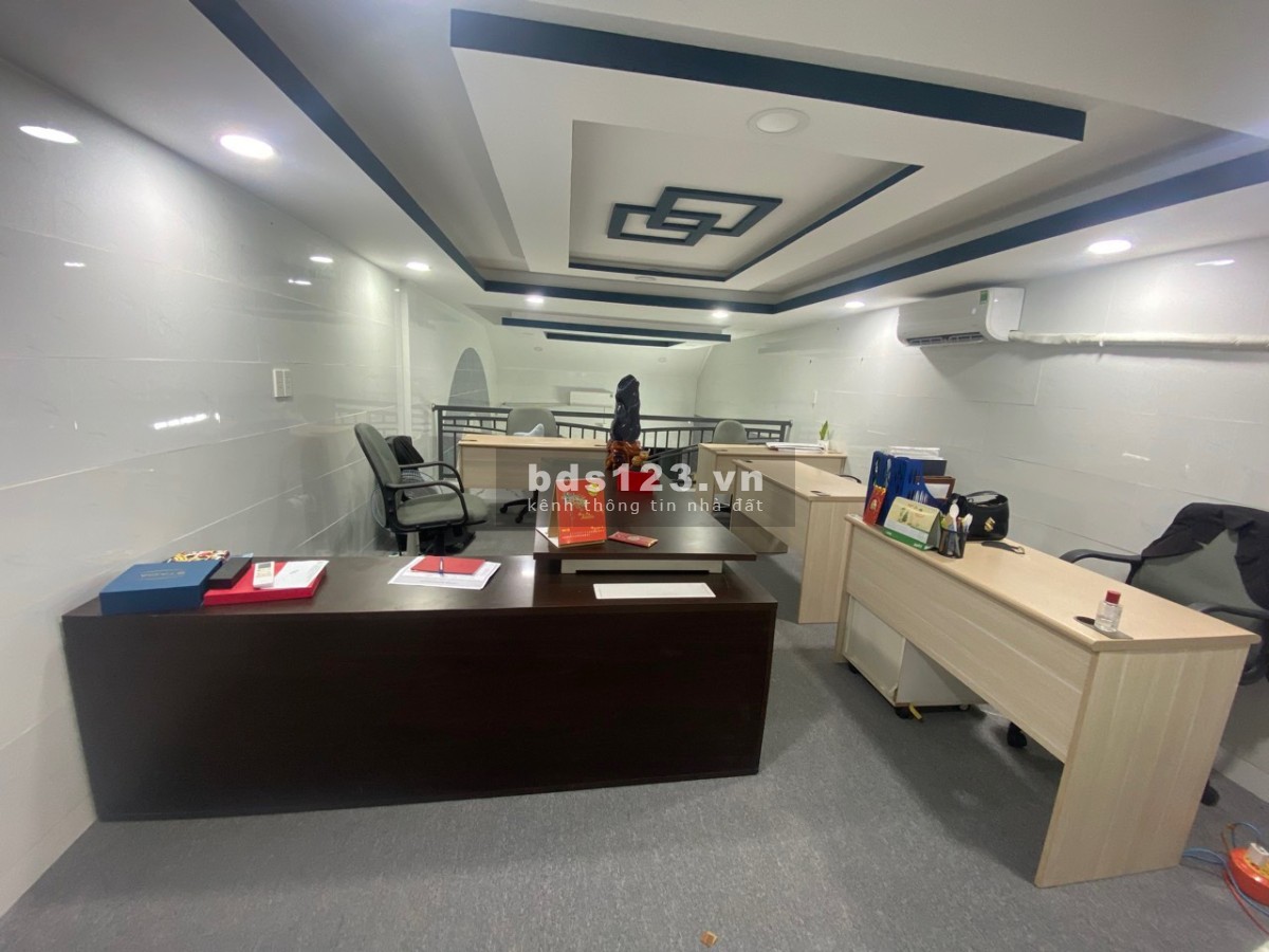 Bán gấp căn Chung cư 1 trệt 1 lửng MT Nguyễn Trãi Quận 5 80m2 chỉ 2.6tỷ