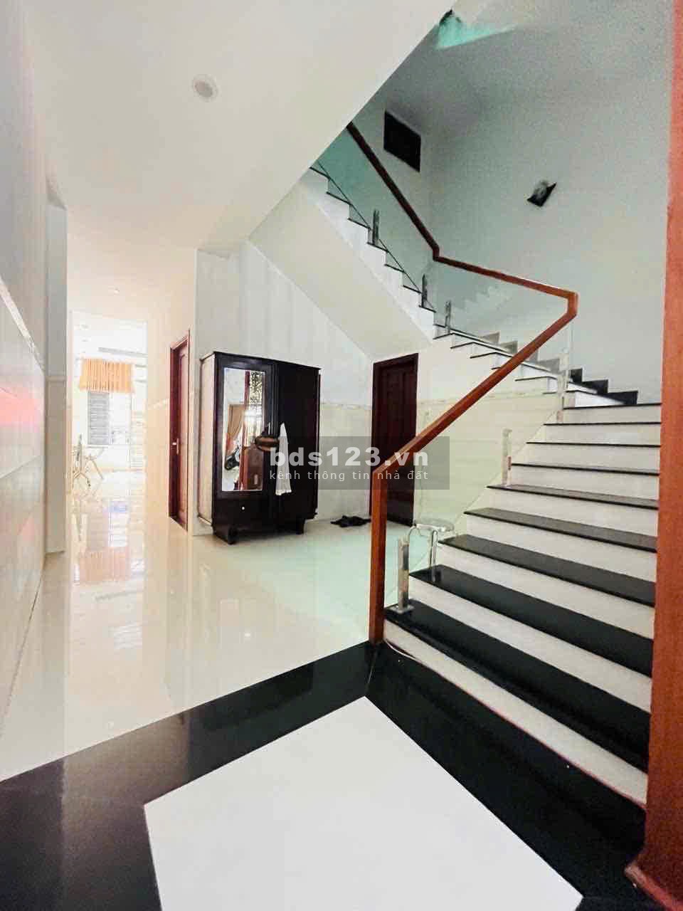 CHỦ NHÀ CẦN BÁN NHÀ ĐẦU ĐƯỜNG VŨ TÔNG PHAN
