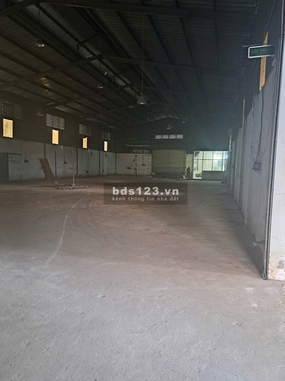 Cho thuê kho 1000m2 giá thuê 35tr/th TP Thuận An, Bình Dương