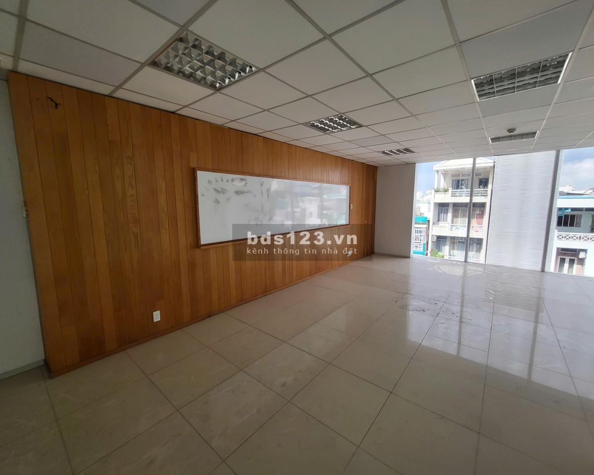 Cho thuê 4 tầng mặt bằng văn phòng mặt đường Đinh Bộ Lĩnh, Quận Bình Thạnh, TP. Hồ Chí Minh