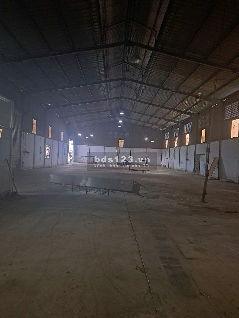 Cho thuê kho 1000m2 giá thuê 35tr/th TP Thuận An, Bình Dương