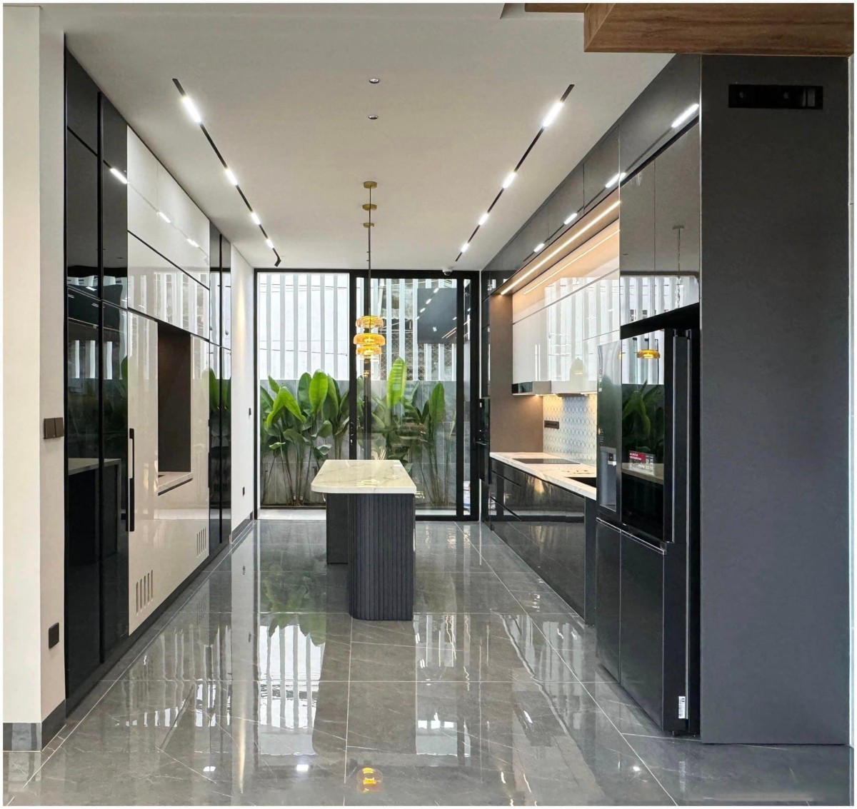Bán nhà phường 13 Tân Bình, mặt tiền Trần Văn Dư (6*33) 5 tầng, TM